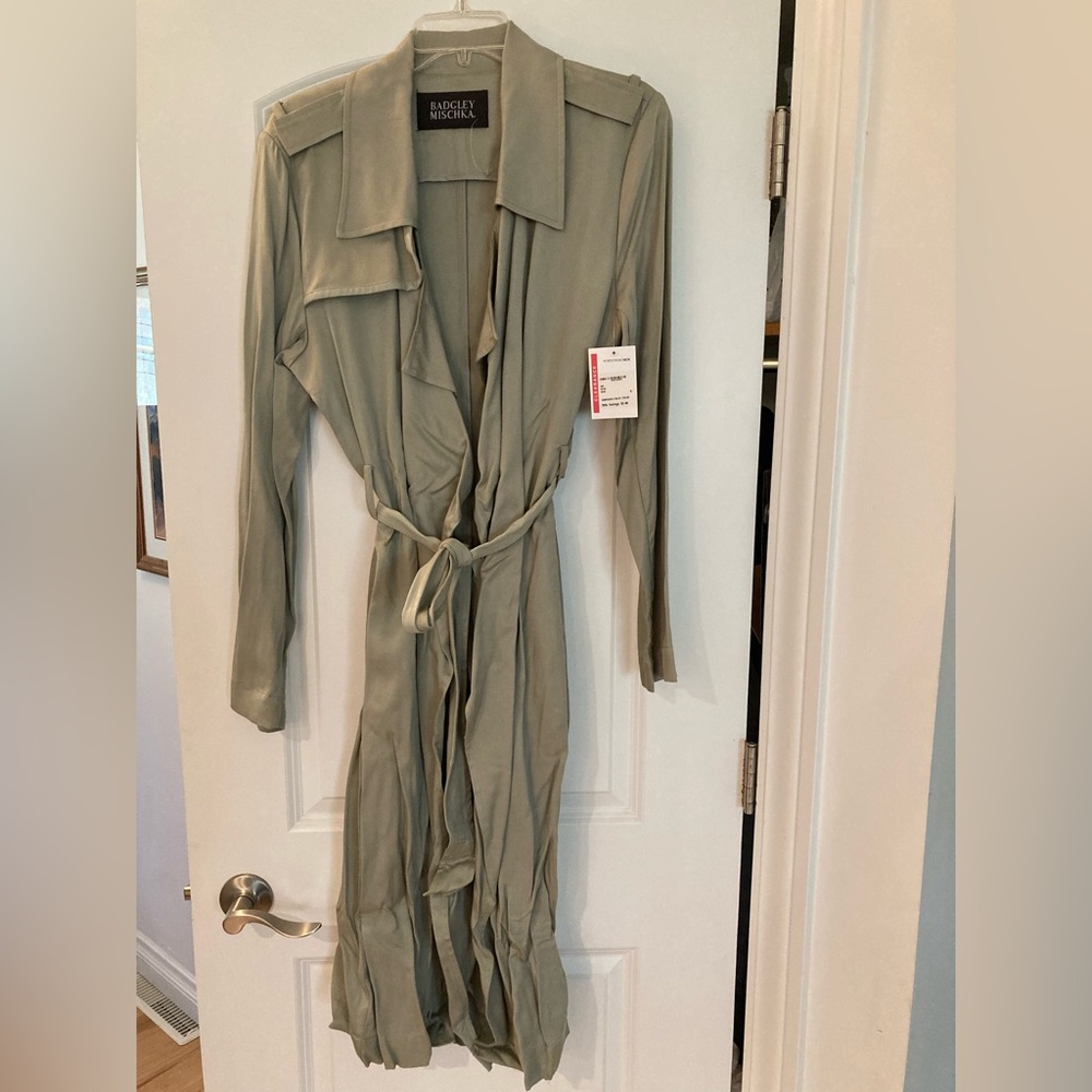 Badgley Mischka Green Long Sleeve Duster